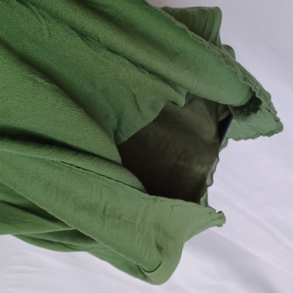 Peasant style dress with gypsy bell sleeves in olive green in size medium lined - Picture 5 of 7